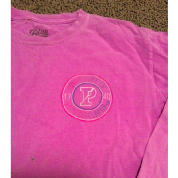 University of Pennsylvania Long Sleeved Shirt - Picture 3 of 5